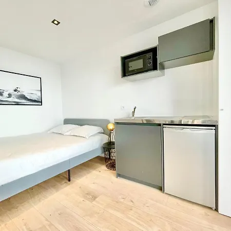 Residence Duguay - Centre Ville - Porte B - Appartements Tout Confort - Neuf - Nouveau Lorient Exterior photo