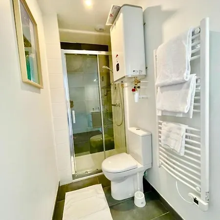 Residence Duguay - Centre Ville - Porte B - Appartements Tout Confort - Neuf - Nouveau Lorient Exterior photo