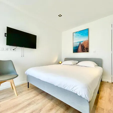 Residence Duguay - Centre Ville - Porte B - Appartements Tout Confort - Neuf - Nouveau Lorient Exterior photo