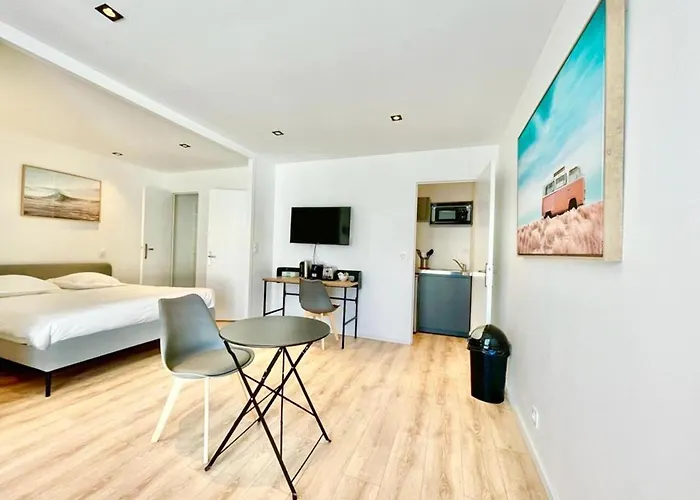 Residence Duguay - Centre Ville - Porte B - Appartements Tout Confort - Neuf - Nouveau