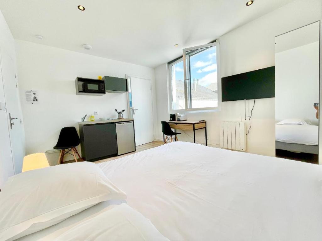 Apartment Duguay - Centre - Porte B - Confort - Neuf - Nouveau